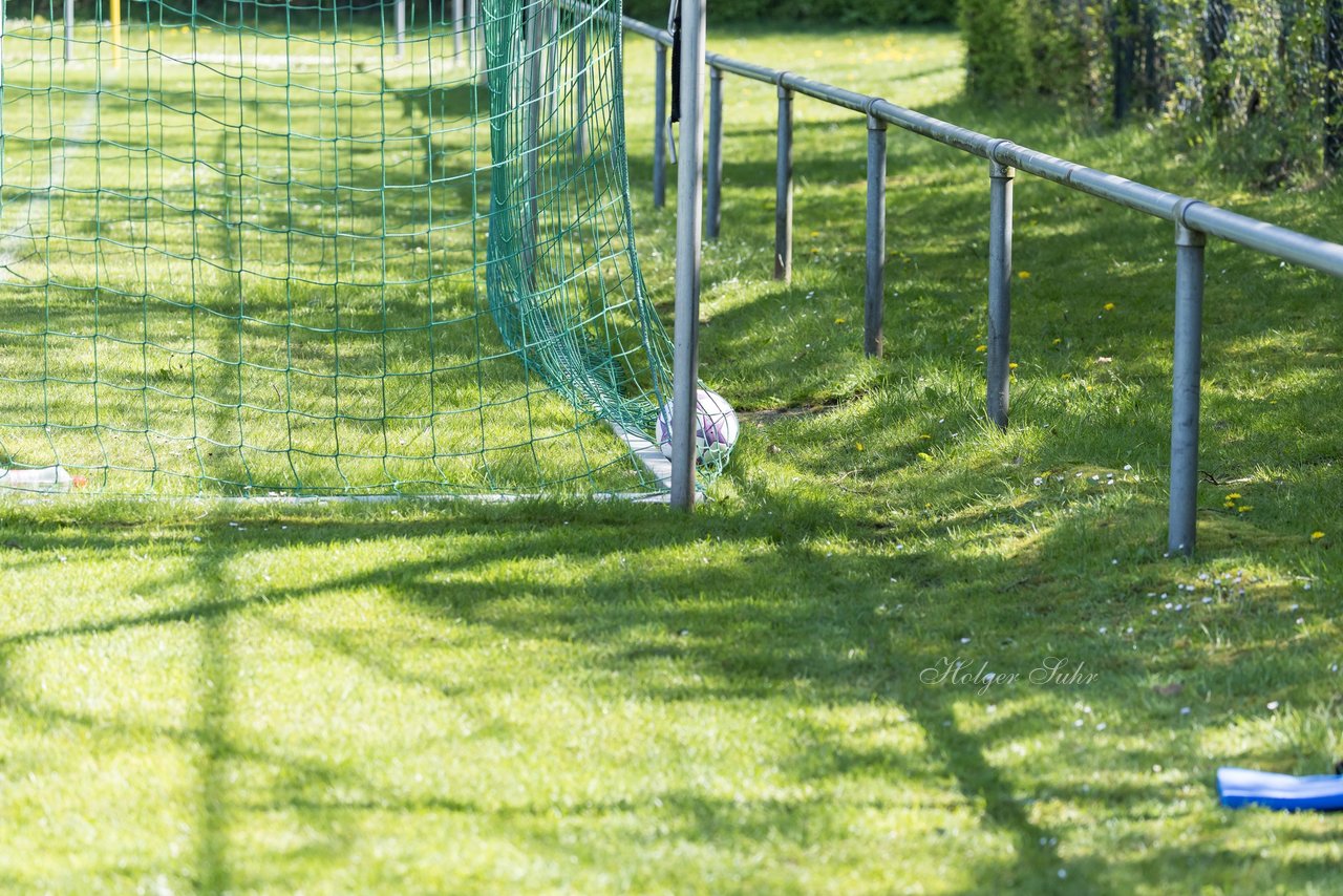 Bild 133 - wBJ SV Henstedt Ulzburg - FSG Oldendorf Itzehoe : Ergebnis: 6:3